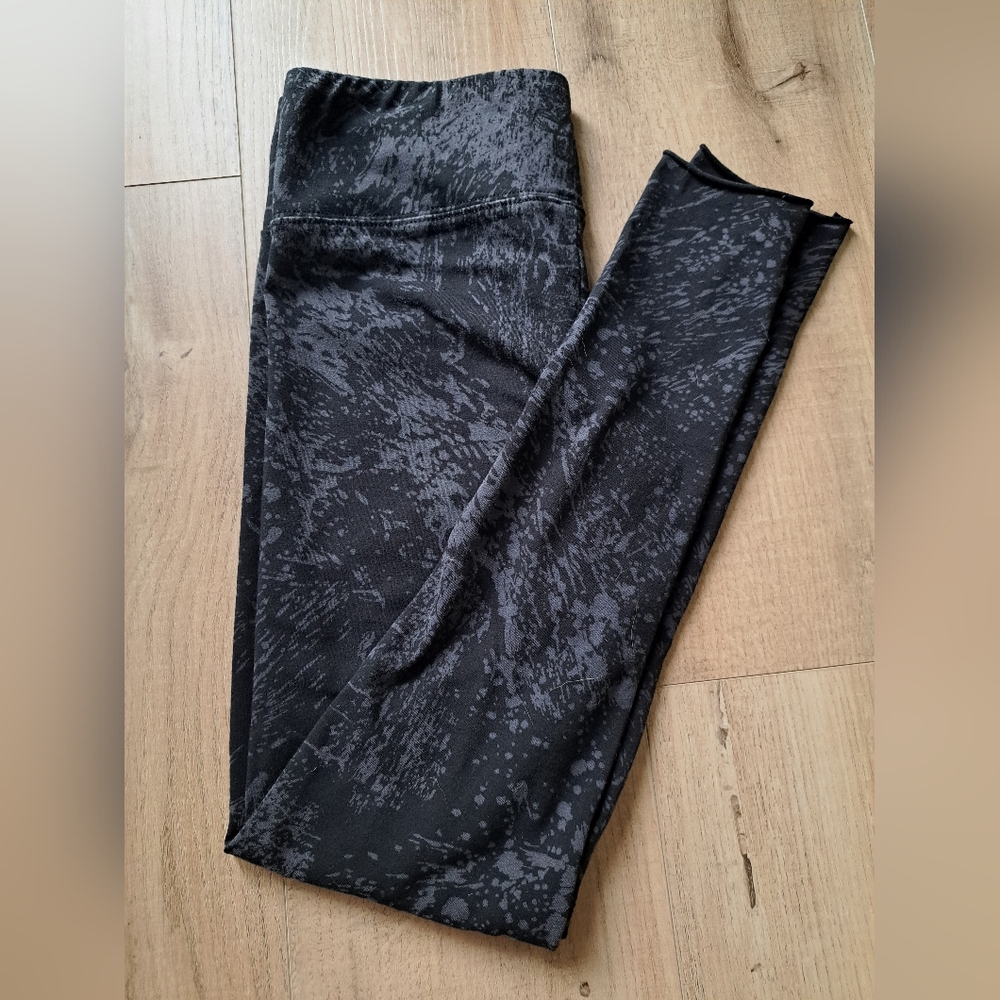 TNA Black Patterned Leggings